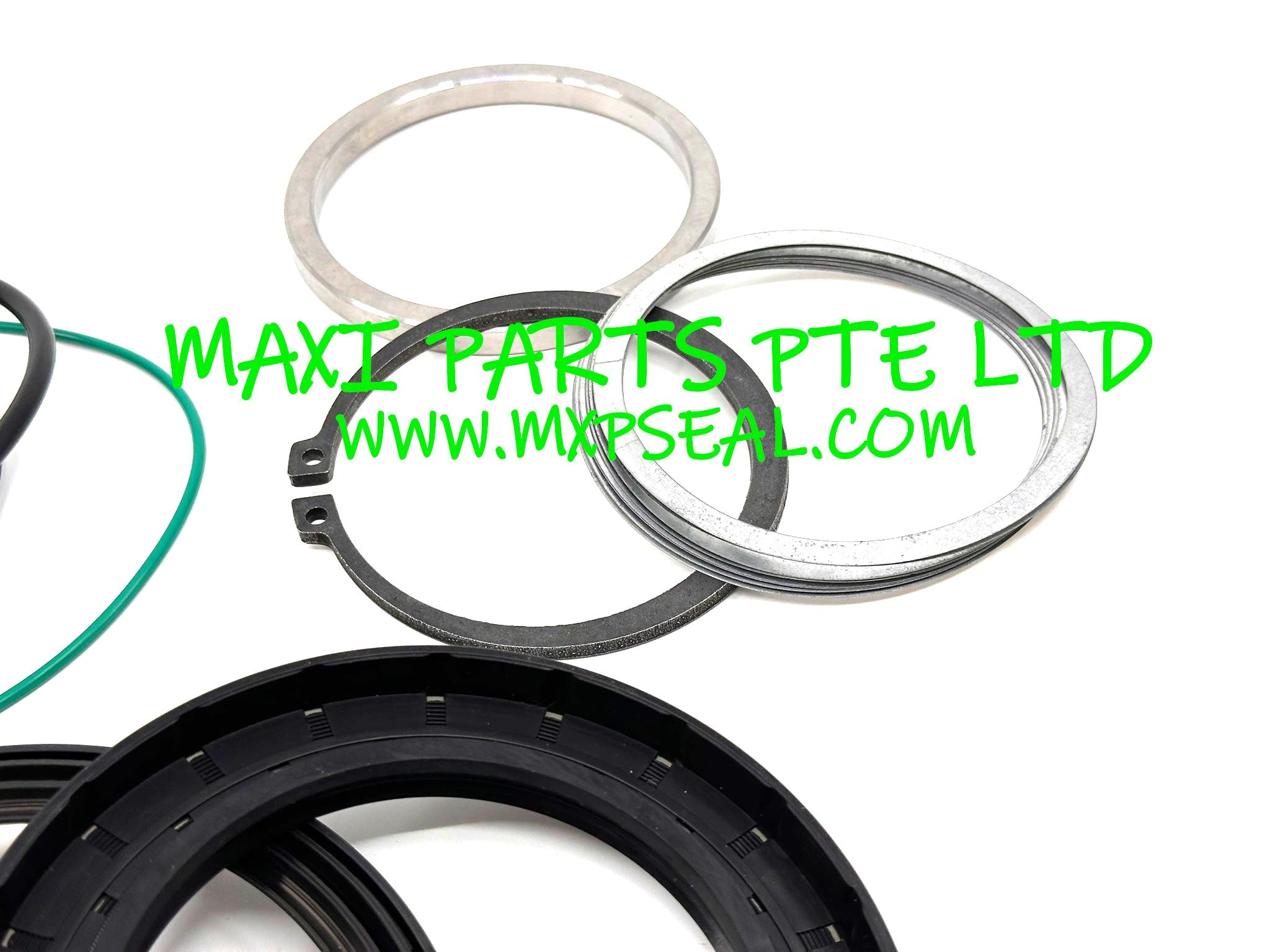 05818320 - BW211D-40 TRAVEL MOTOR KIT