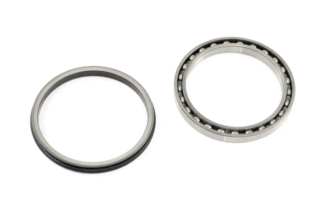 6669101 - BEARING W/ SEAL