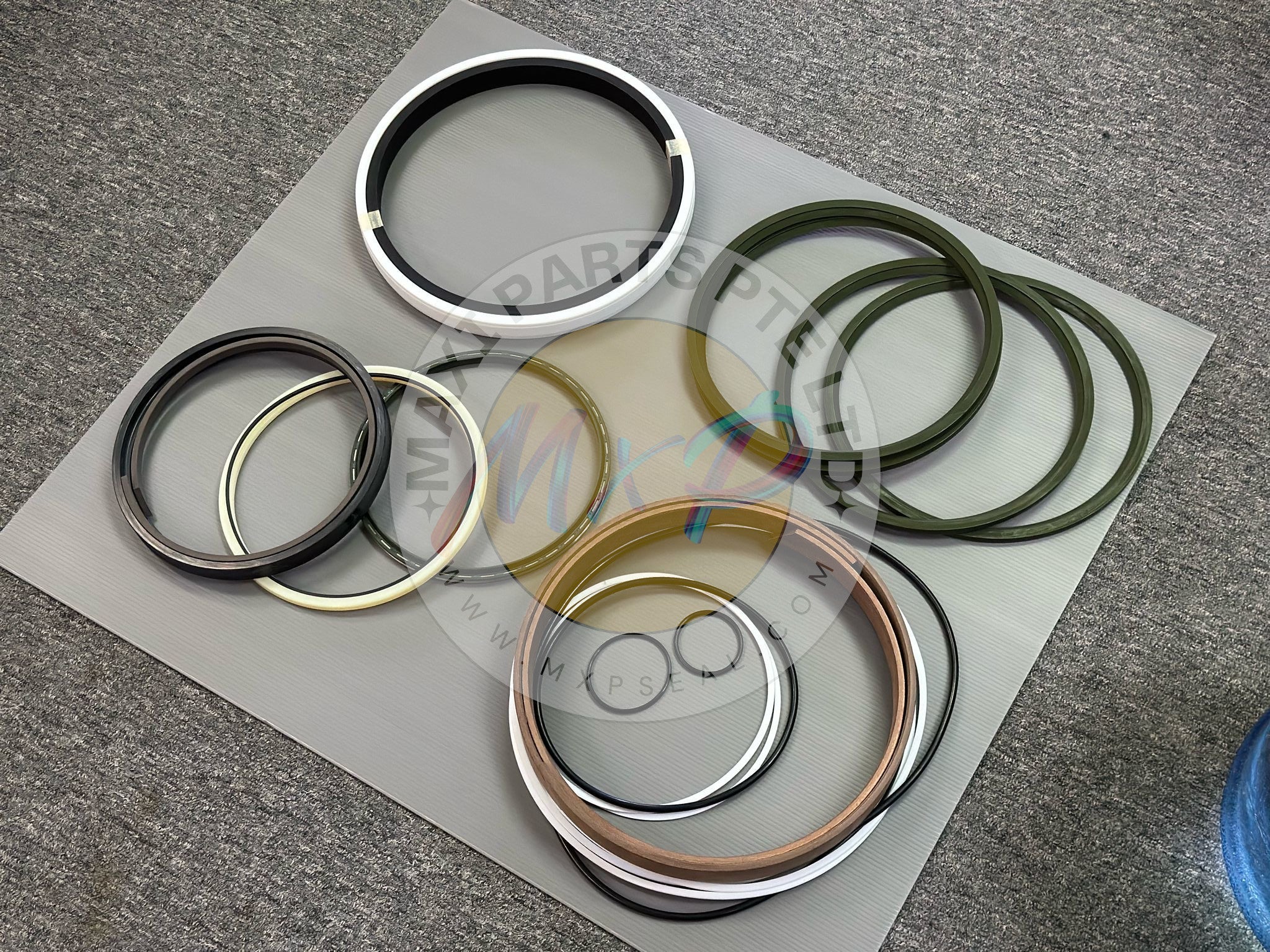 707-99-78450 - PC2000-8 BUCKET KIT