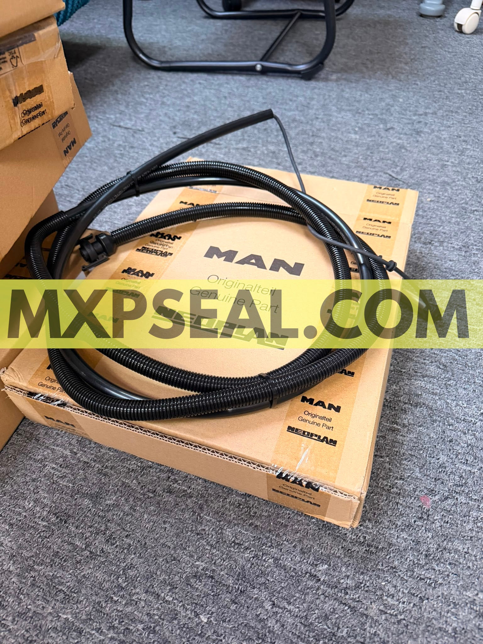 81271206362 / 81.27120.6362 / 81.27120-6362 - EBS SENSOR, LEFT, L: 1850 mm