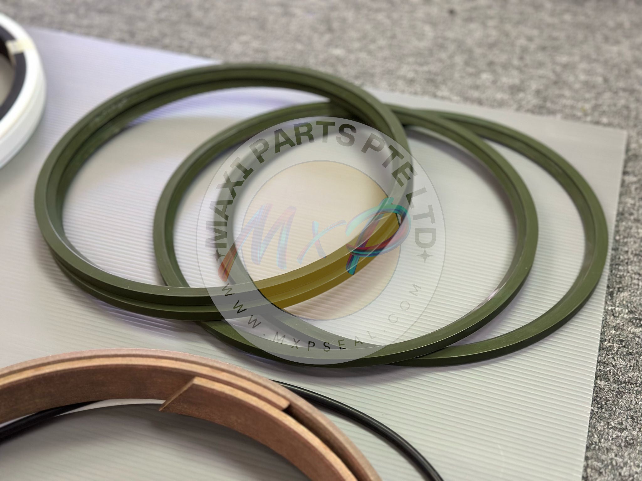 707-99-85350 - PC2000-8 ARM KIT