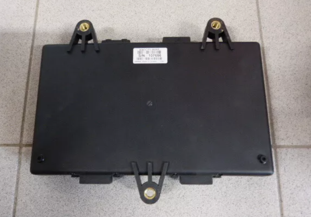 6683608 - DRIVE CONTROLLER