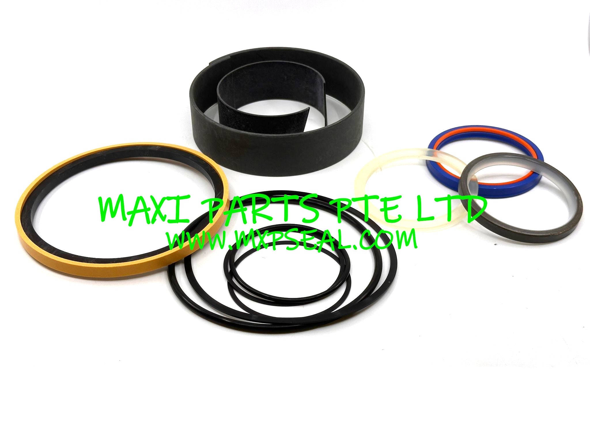 G110526 - 621C LOADER TILT KIT