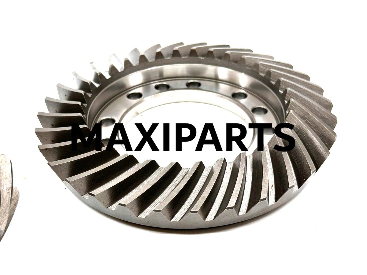 RE45931 - BEVEL GEAR AND PINION - MXPseal.comJOHN DEERE
