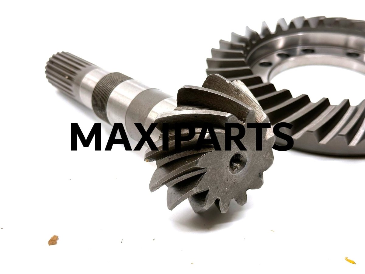 RE45931 - BEVEL GEAR AND PINION - MXPseal.comJOHN DEERE
